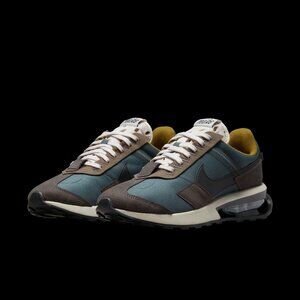 Like New, RARE Men's size 13 Nike Air Max Pre-Day Hasta Anthracite